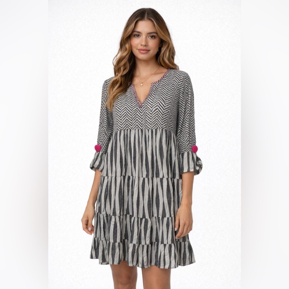 NWT Charlie Paige Black and White Tiered Bell Sleeve Dress